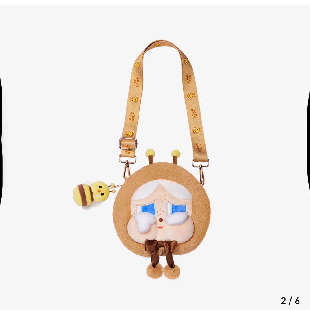 POPMART Crybaby purse